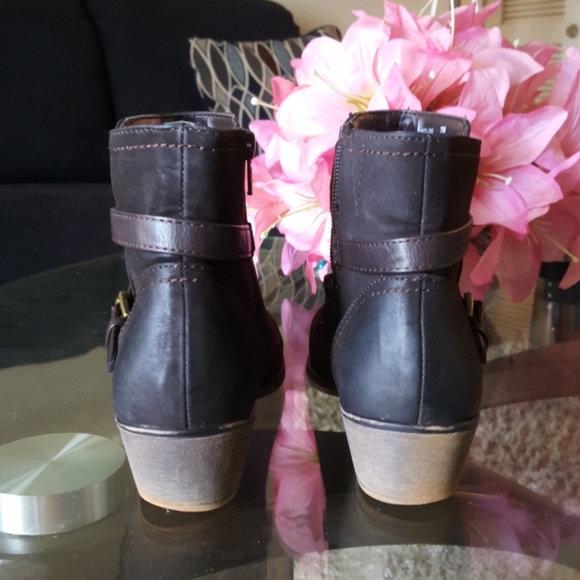 Dark brown scrappy gold buckle ankle booties boots - Picture 4 of 6